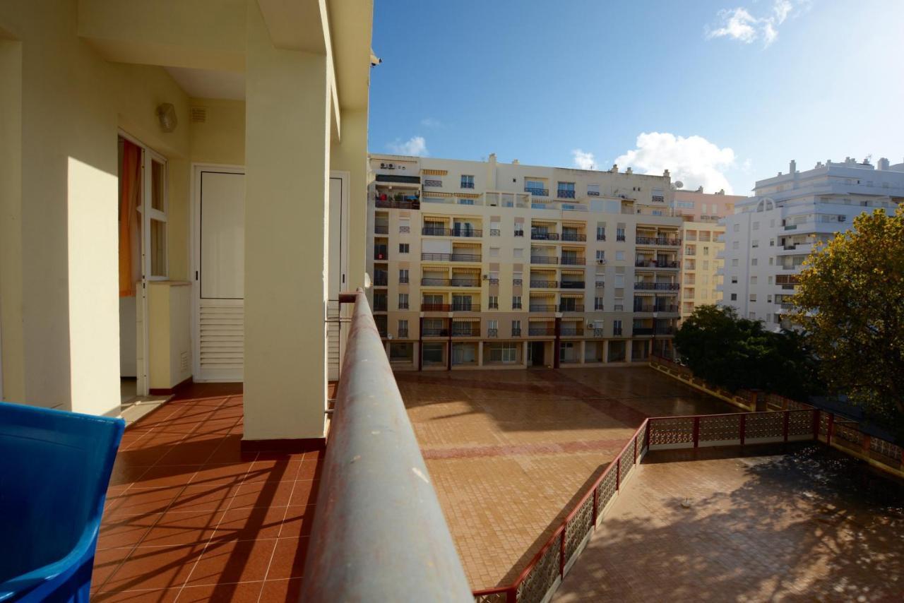 Edificio Caique C Armacao de Pera